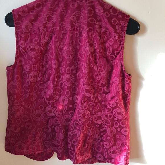 Pink Vest! - Picture 4 of 4